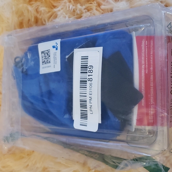 KONG - Cloud Collar - Plush, Inflatable E-Collar - for Recovery Blue Size XS - Picture 4 of 4